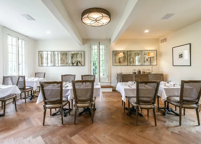 Lakewinds Country Manor Bed & Breakfast Niagara-on-the-Lake